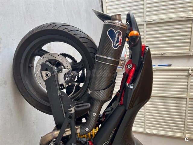 Ducati MONSTER 695 – Vista 6