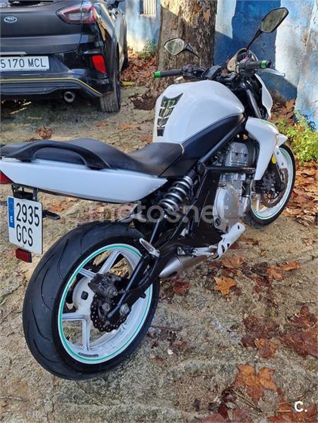 Kawasaki ER 6N – Vista 2