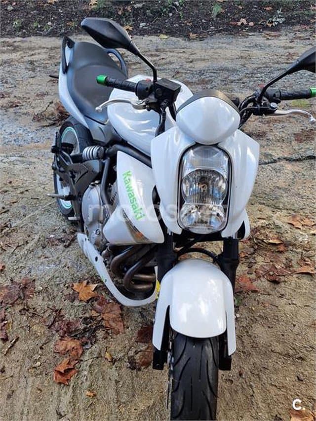 Kawasaki ER 6N – Vista 3