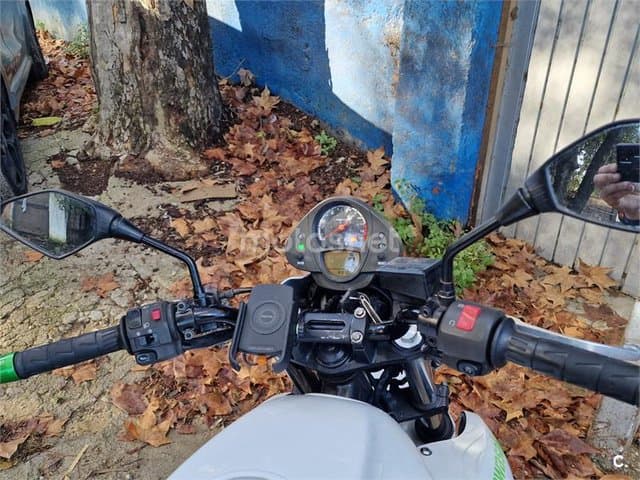 Kawasaki ER 6N – Vista 8