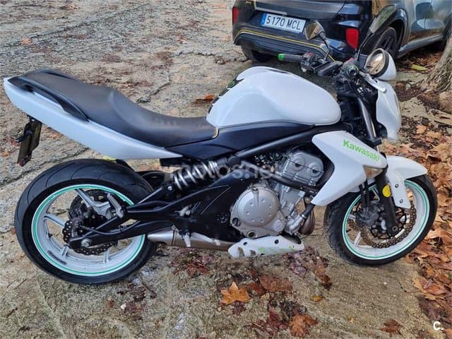 Kawasaki ER 6N – Vista 9