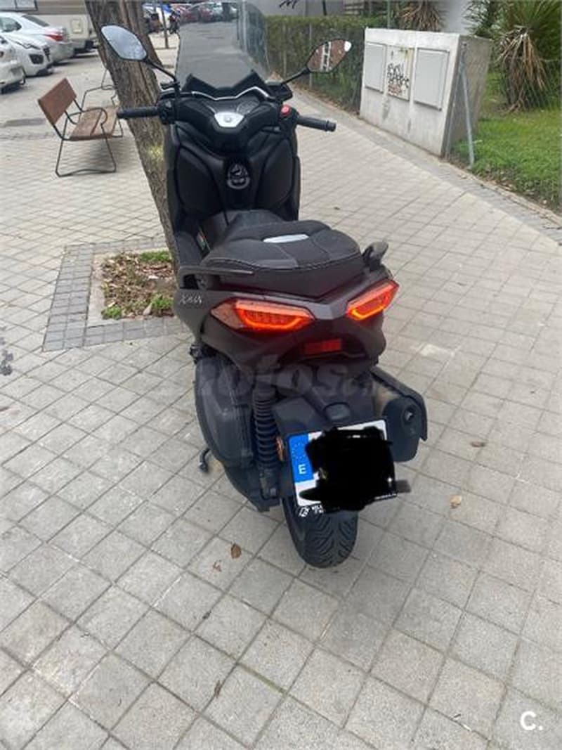 Yamaha XMAX 300 – Vista 3