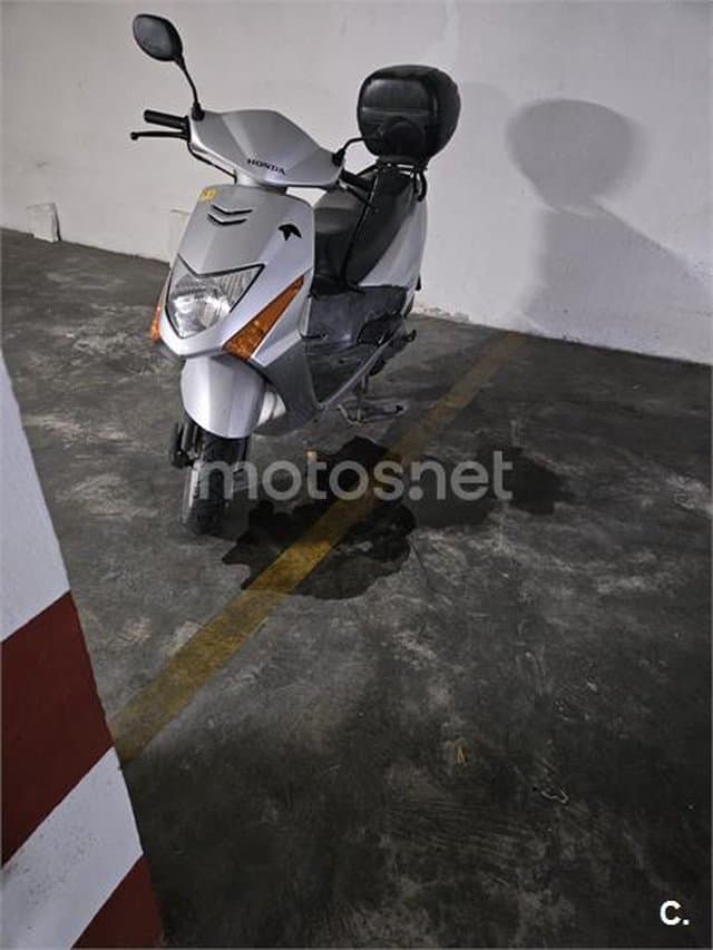 Honda SCV 100 Lead 1100 € 2008 Valencia - 2