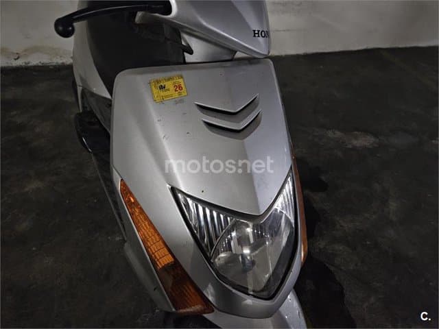 Honda SCV 100 Lead 1100 € 2008 Valencia - 7