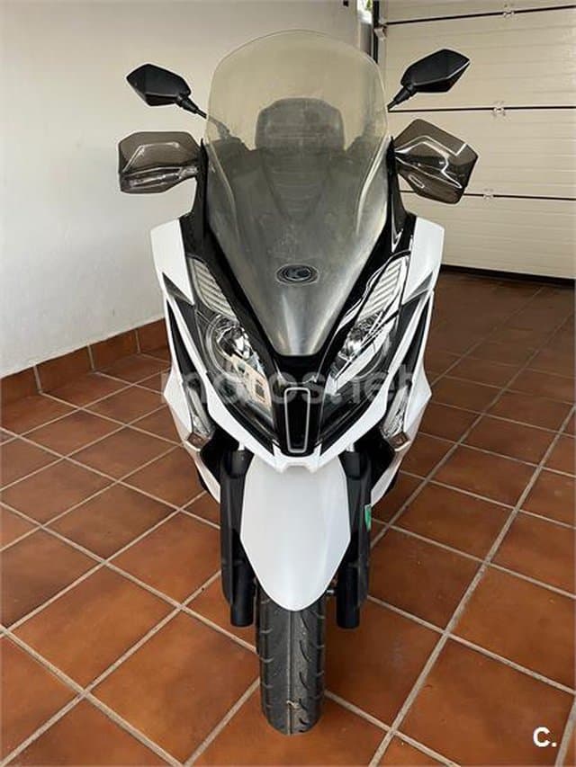 Kymco Super Dink 350i 2200 € 2017 Málaga - 1
