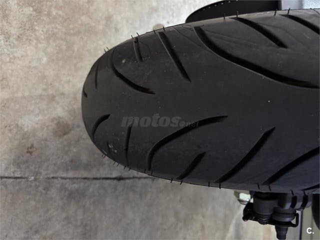 Yamaha TMAX – Vista 8