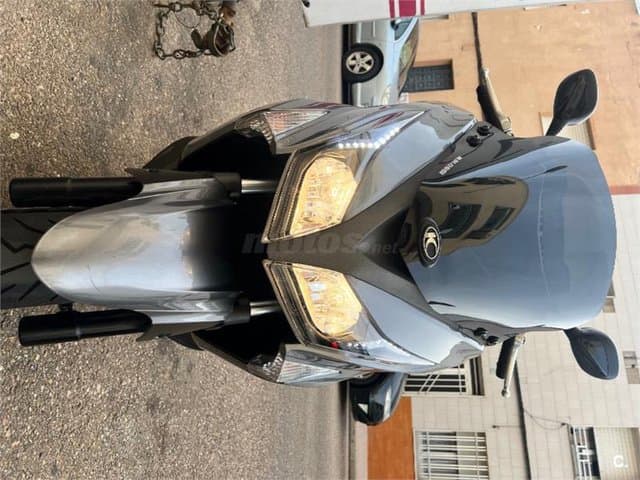 Kymco Grand Dink 125 – Vista 4