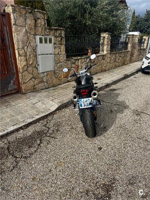 Triumph Street Triple 3500 € 2010 Madrid - 3