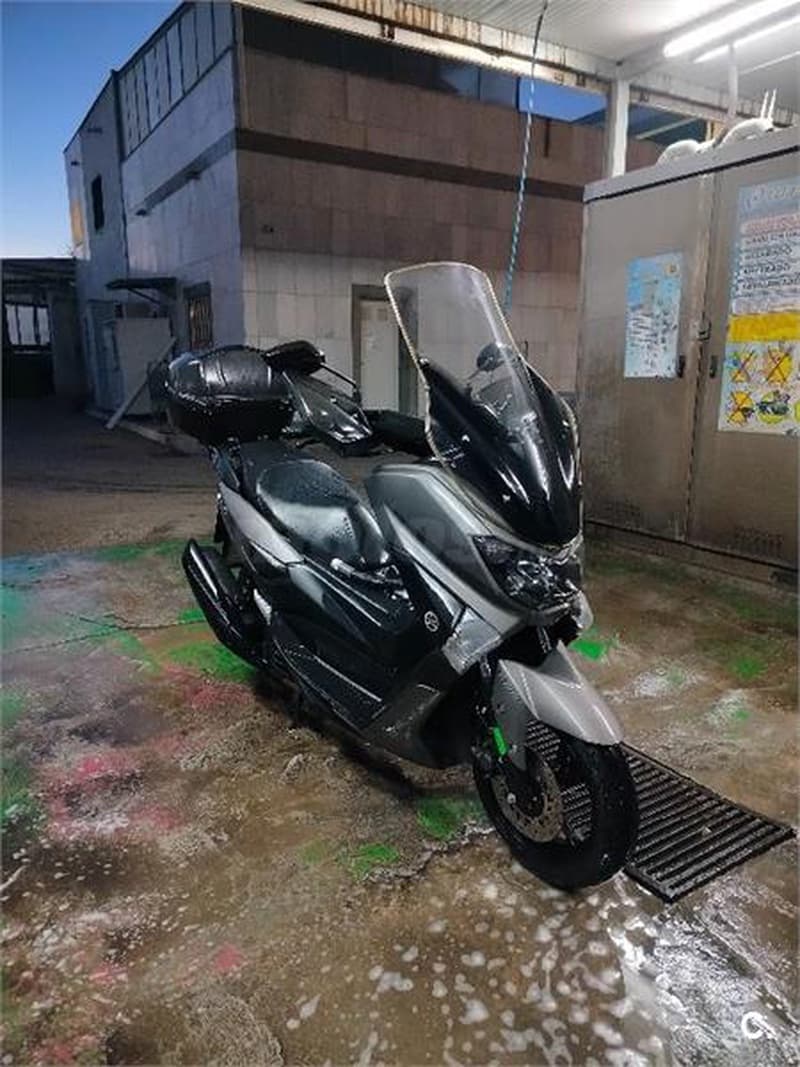 Yamaha NMAX – Vista 1