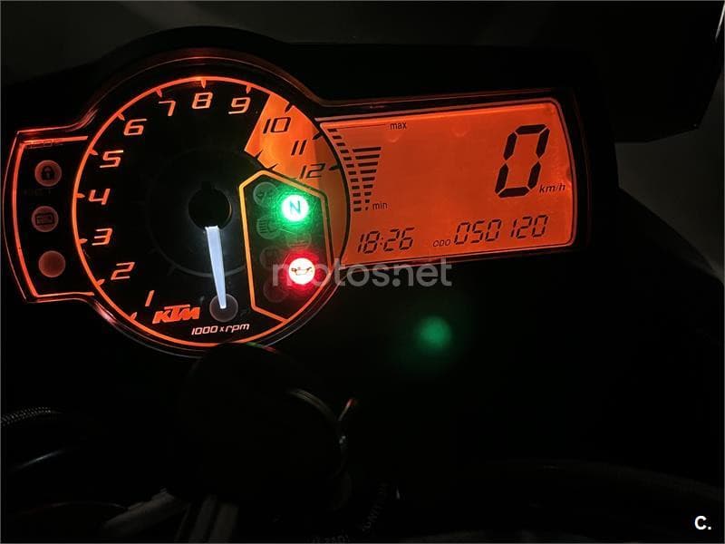 KTM 990 SUPER DUKE – Vista 1