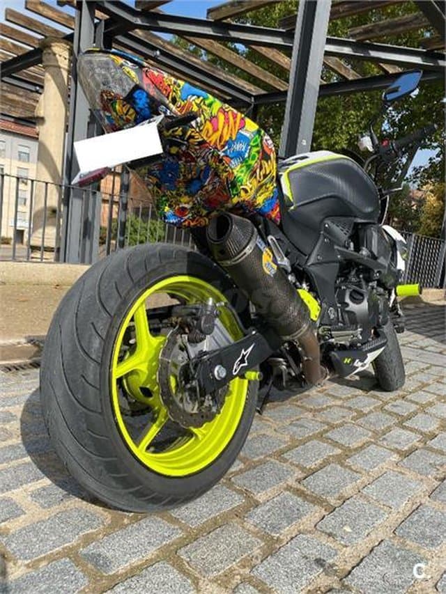 Kawasaki Z 750 – Vista 5