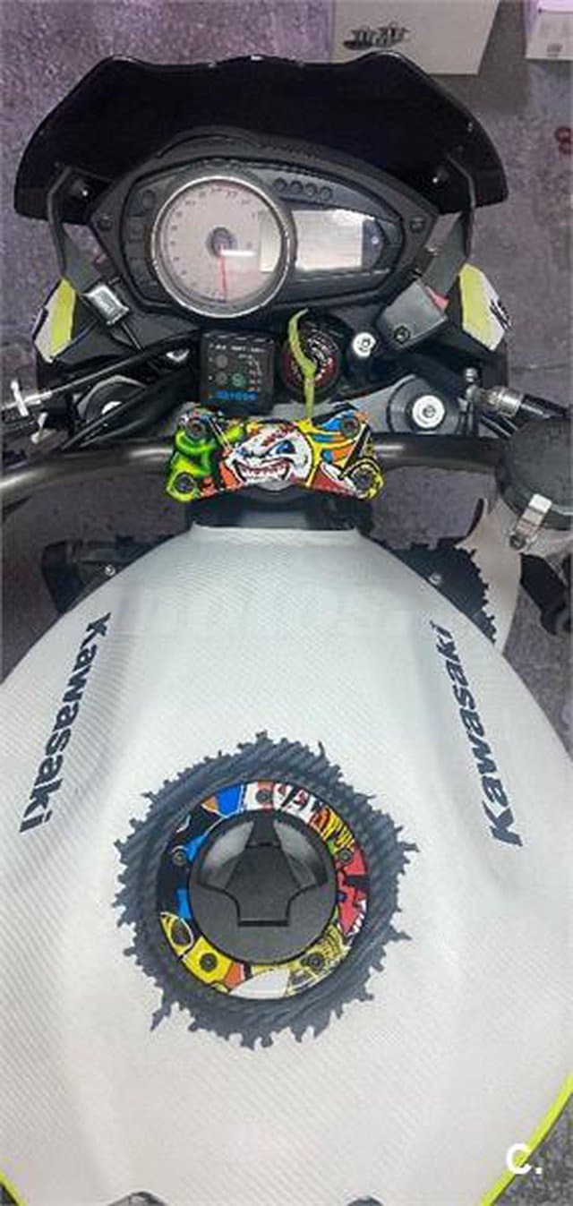 Kawasaki Z 750 – Vista 6