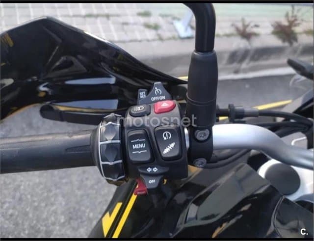 BMW F 750 – Vista 2