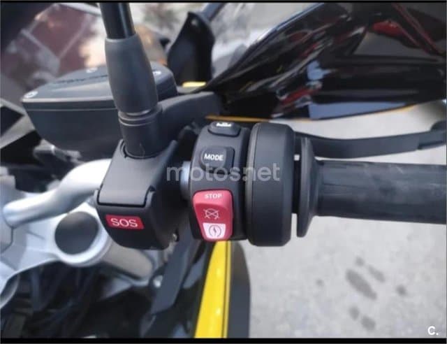 BMW F 750 – Vista 3