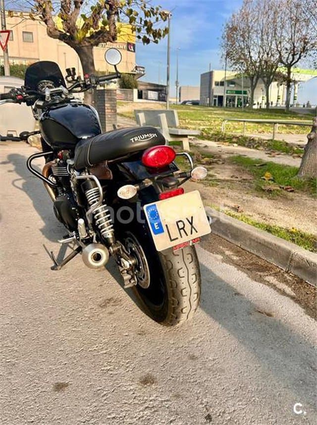Triumph Street Twin 7800 € 2021 Barcelona - 3