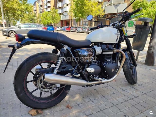 Triumph Street Twin 5990 € 2019 Valencia - 6