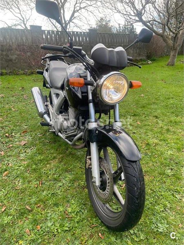 Honda CBF 250 – Vista 3