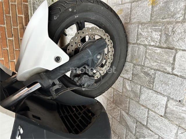 Kymco Super Dink 125i 1000 € 2013 Madrid - 3