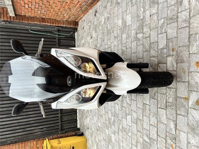 Kymco Super Dink 125i 1000 € 2013 Madrid - 7