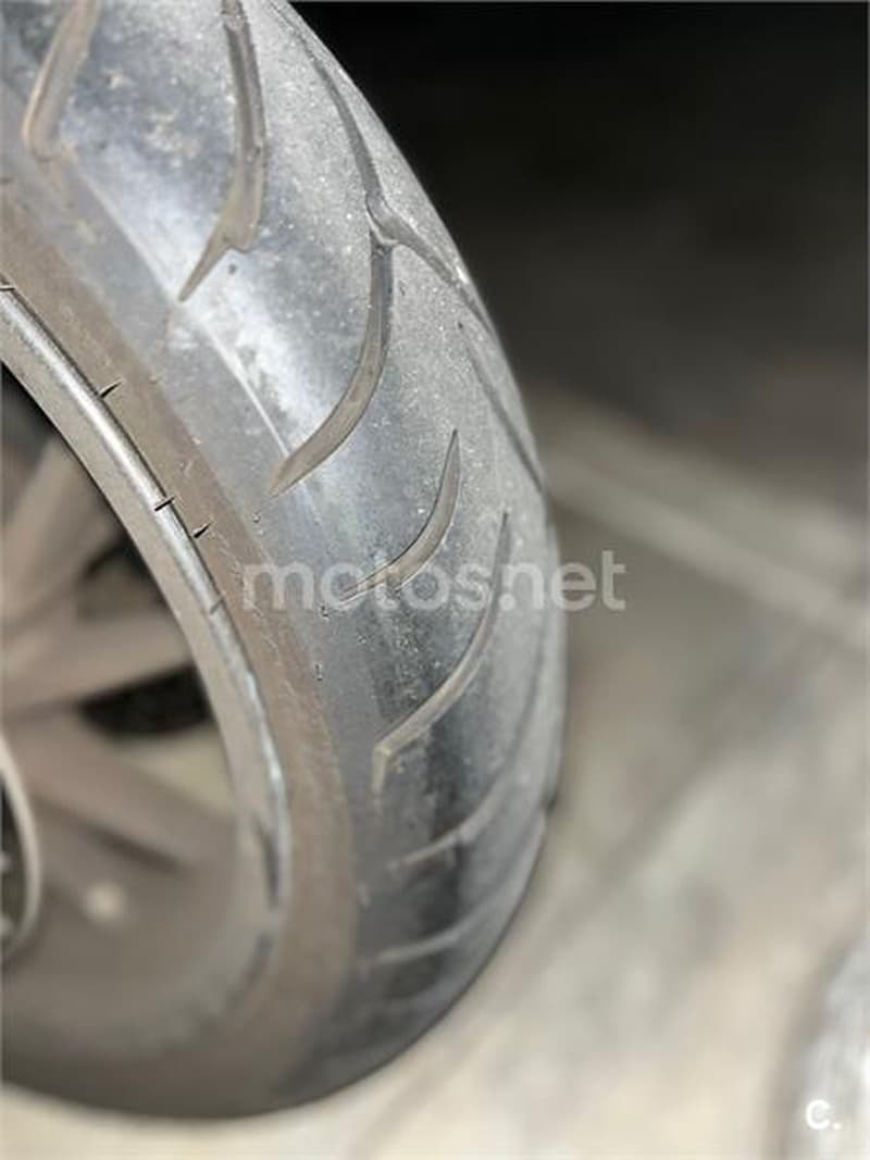 Yamaha XMAX 400 – Vista 4