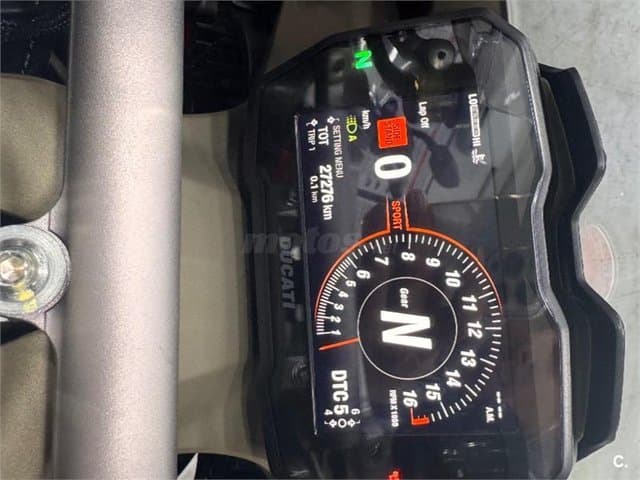 Ducati Panigale V4 23.550 € 2023 Málaga - 4