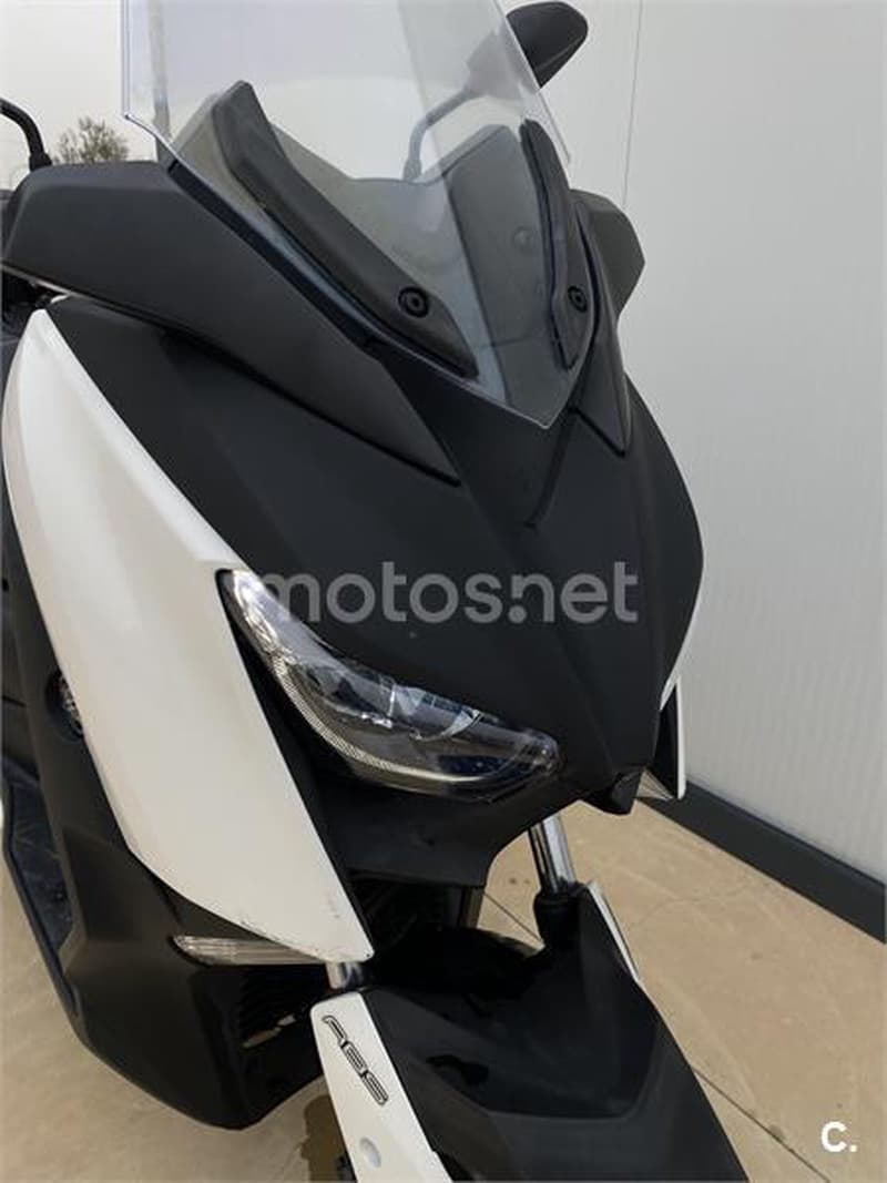 Yamaha XMAX 300 – Vista 14