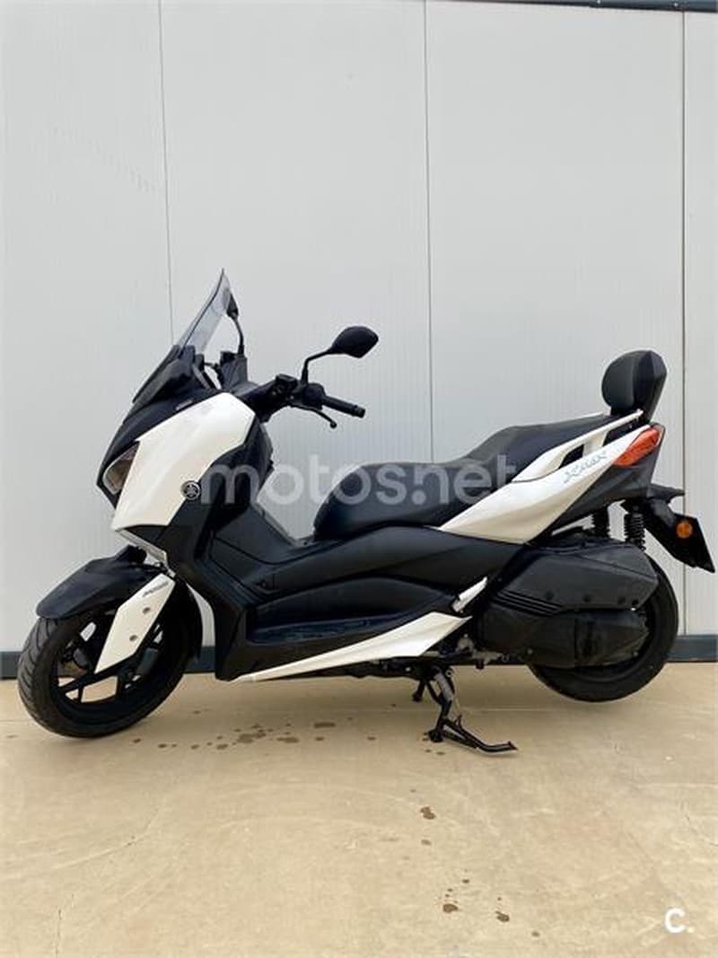 Yamaha XMAX 300 – Vista 4