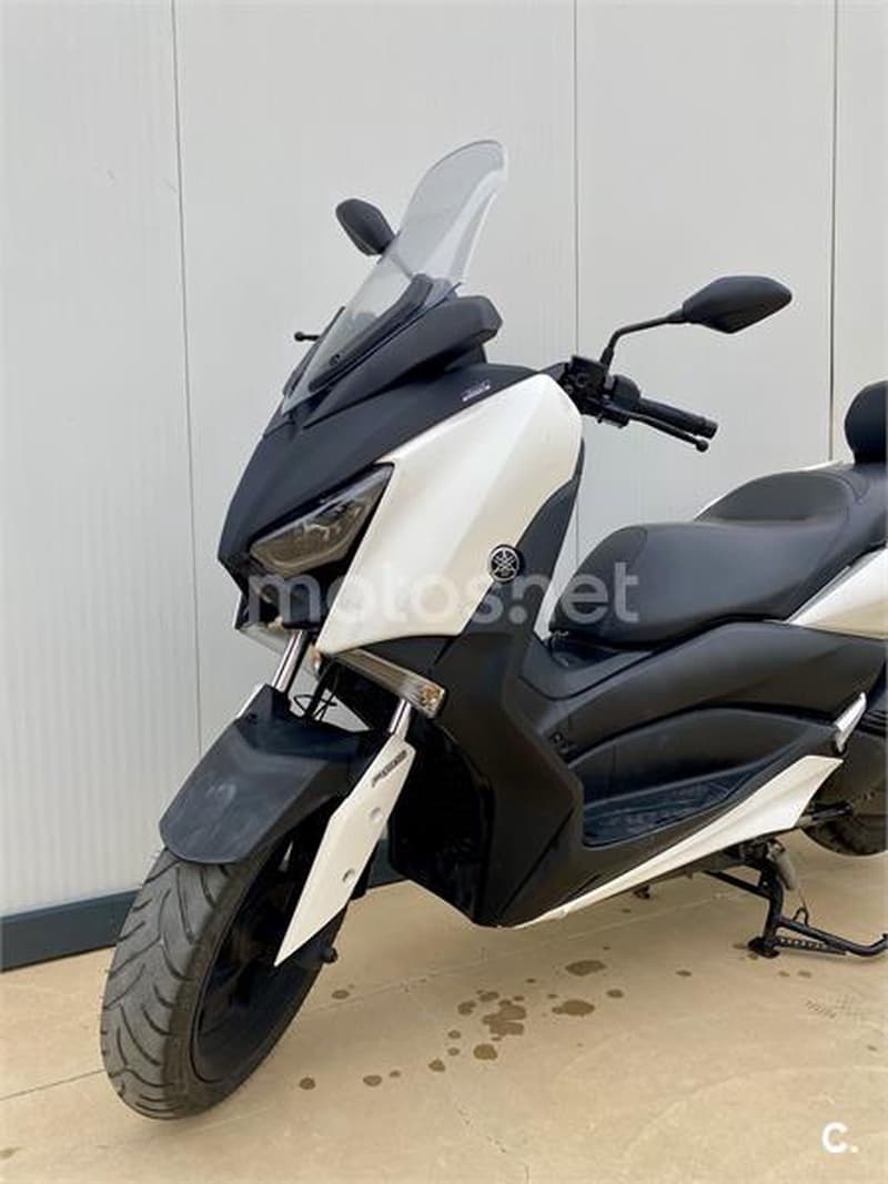 Yamaha XMAX 300 – Vista 5