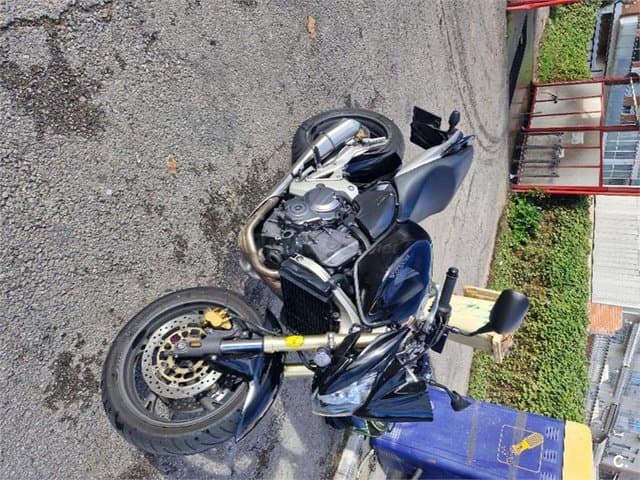 Honda CB 600F Hornet 3300 € 2007 Barcelona - 1