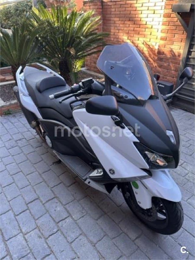 Yamaha TMAX 530 – Vista 4