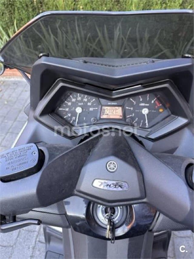 Yamaha TMAX 530 – Vista 6