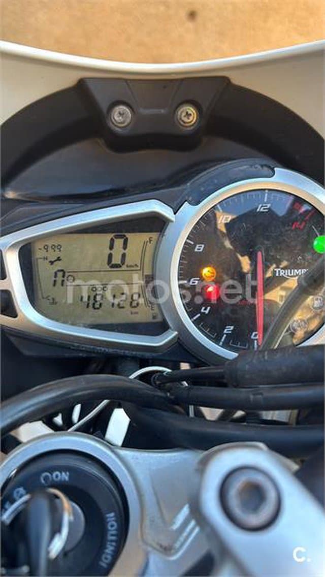 Triumph Street Triple 4300 € 2013 Barcelona - 2