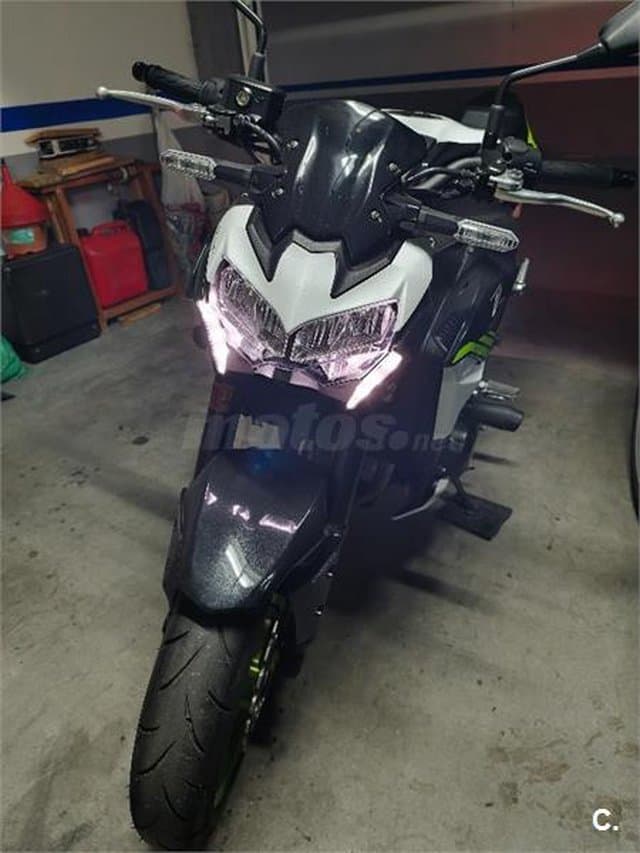 Kawasaki Z 900 – Vista 1