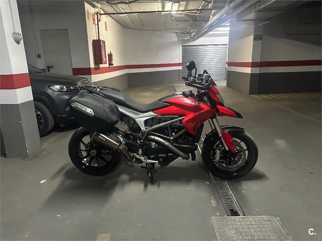 Ducati Hyperstrada 939 – Vista 4