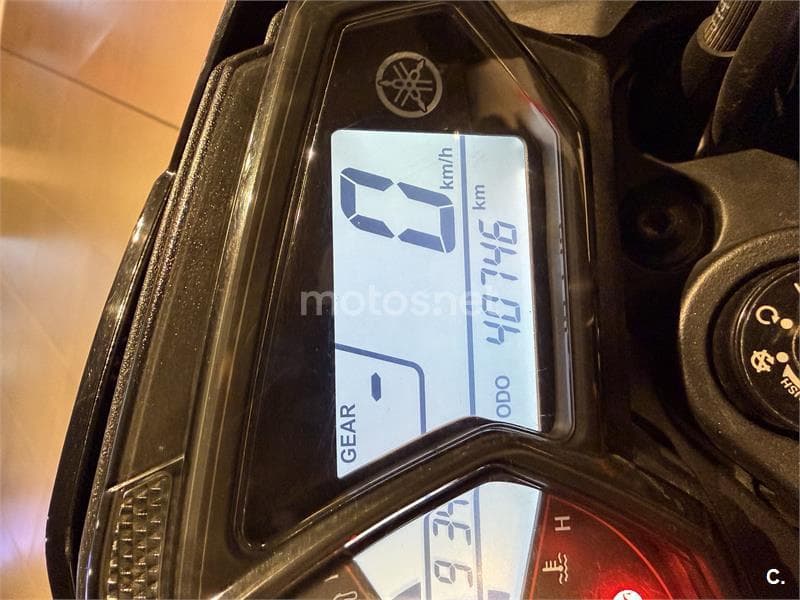 Yamaha MT-03 ABS – Vista 2