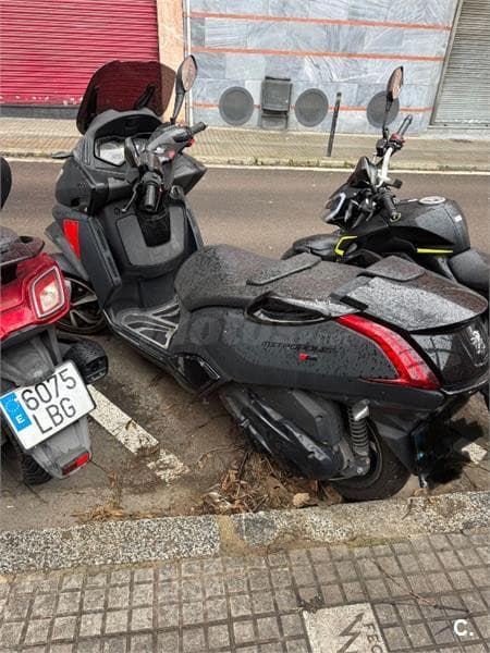 Peugeot Metropolis 400 2000 € 2017 Barcelona - 3