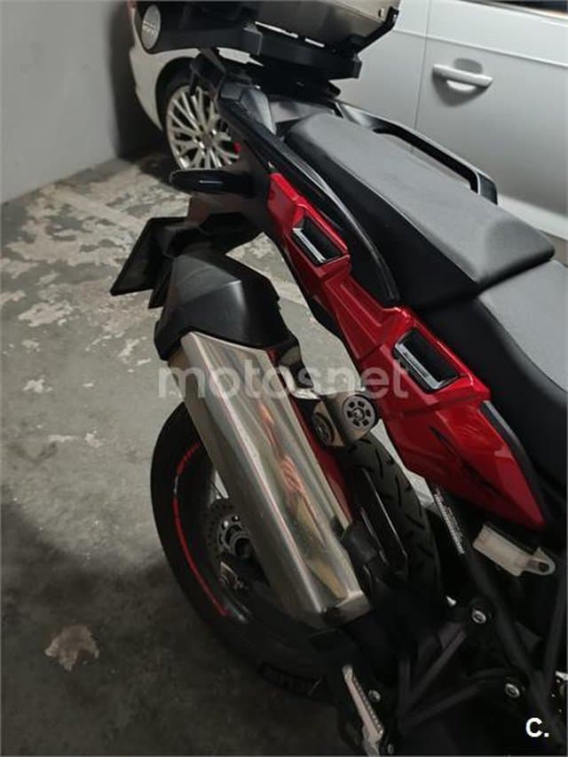 Honda CRF1000L Africa Twin – Vista 12