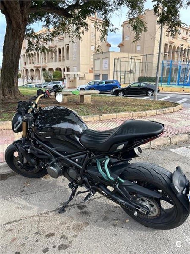 Benelli 752 S – Vista 3