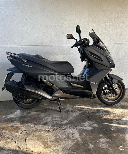 Kymco K-XCT 300i – Vista 3