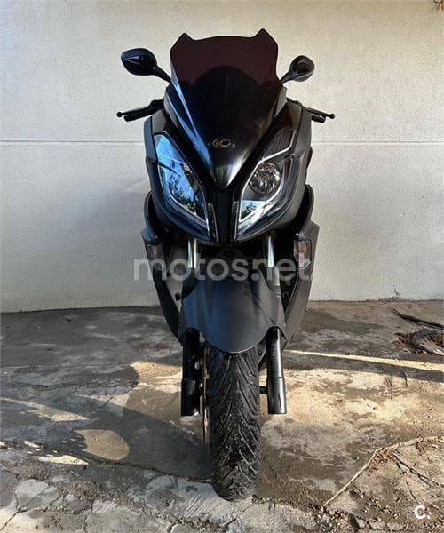 Kymco K-XCT 300i – Vista 4