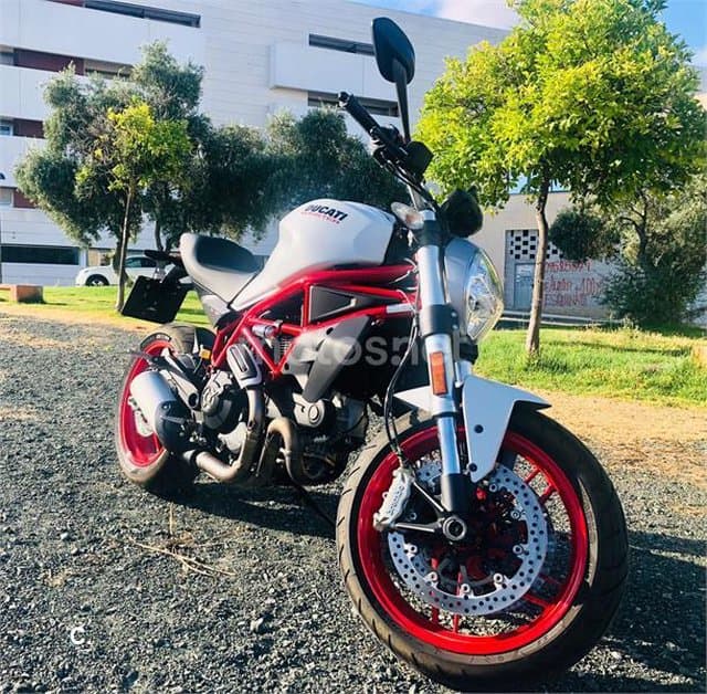 Ducati Monster 797 – Vista 4
