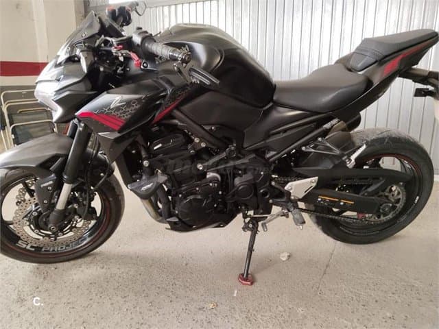 Kawasaki Z 900 – Vista 5