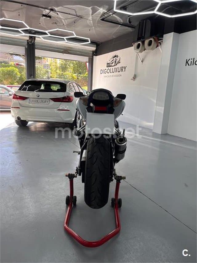 Suzuki GSX R1000 – Vista 3