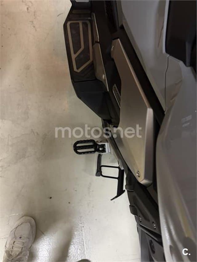 Honda X-ADV – Vista 15