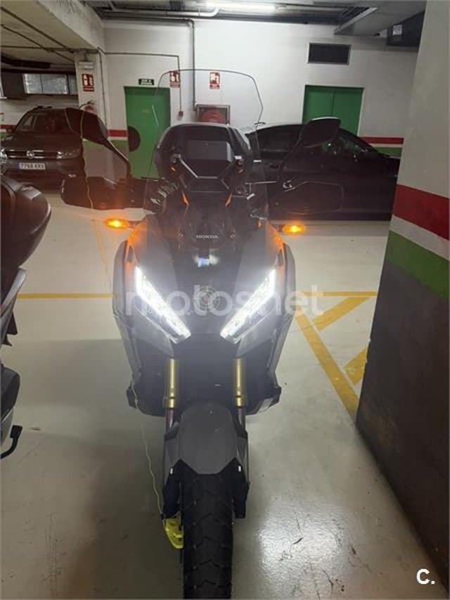 Honda X-ADV – Vista 7