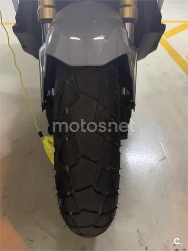 Honda X-ADV – Vista 8