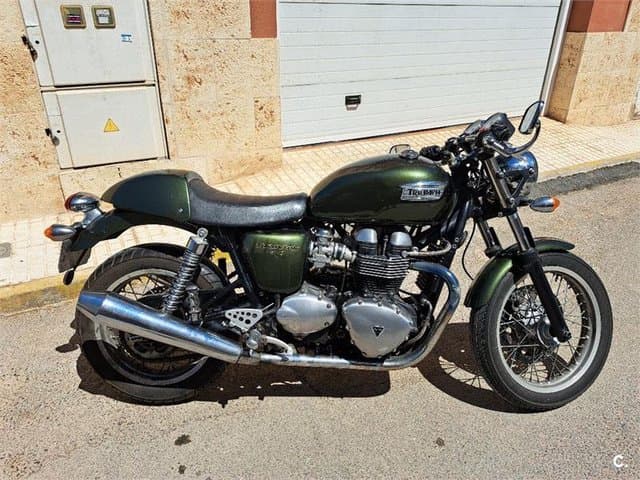 Triumph Thruxton EFI – Vista 2