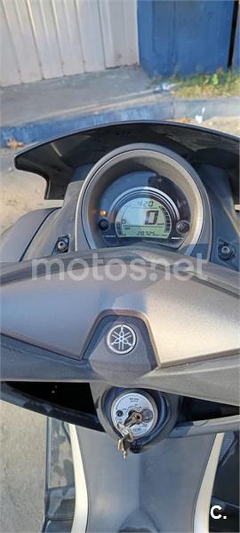 Yamaha NMAX – Vista 2