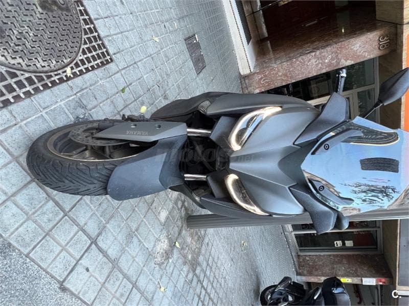 Yamaha XMAX 300 4000 € 2021 Barcelona - 3