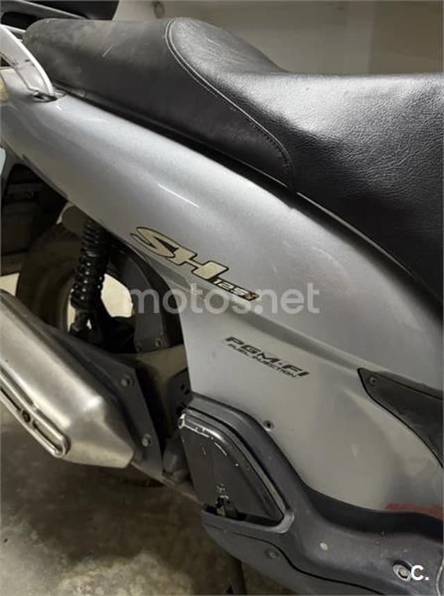 Honda @ 125 1300 € 2008 Málaga - 3